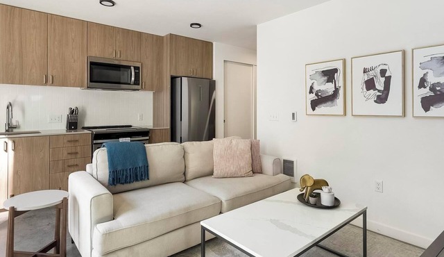 Landing | Incredible 1BD, Yoga Studio, Gym
