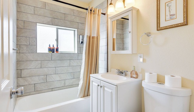 Las Cruces Home w/Fenced Yard: Recently Remodeled