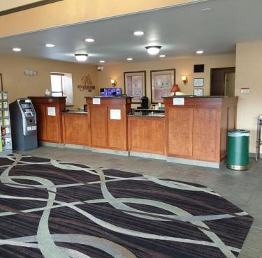Lavissh Inn and Suites