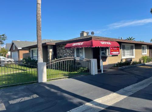 Legacy inn & suites
