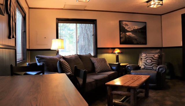Lone Fir Resort