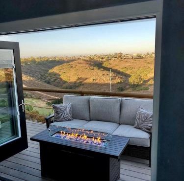 LOVE SHACK on private canyon, minutes to the Beach