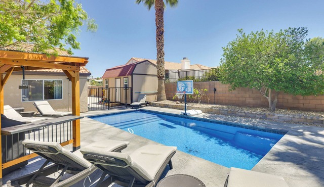 Lovely Bullhead City Retreat w/Pool and Hot Tub