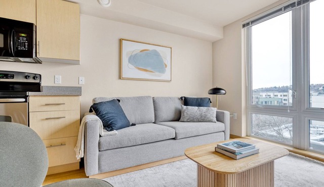 Lovely Queen Anne 1BR w/Gym, W/D, Lounge & Roof Deck, by Blueground