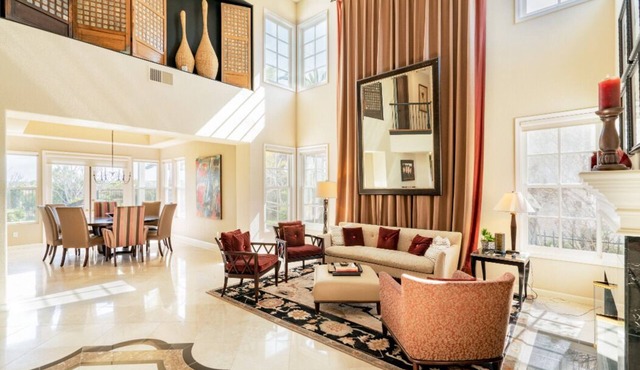 Luxe family home w/116 inch theatre, near beach w/private yard & EV chargers