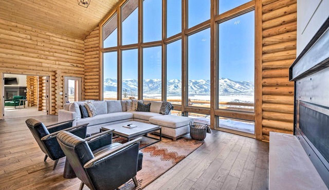 Luxe Mountain Cabin w/Spa, 6 Mi to Park City!