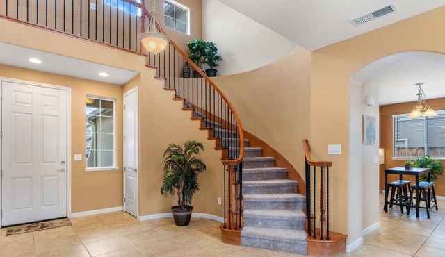 Luxurious 4 Bedroom House