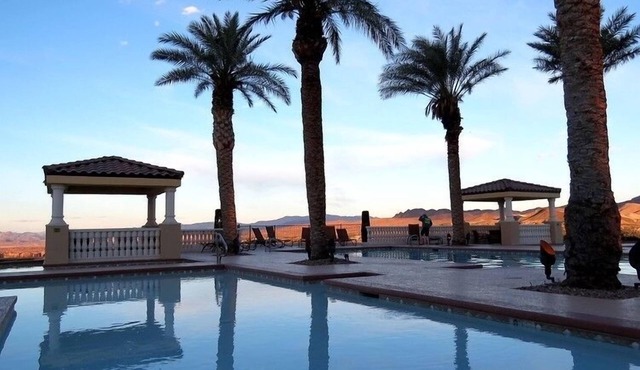 Luxurious Lake Las Vegas Community with Pool, Gym, Clubhouse & Amazing Lake View