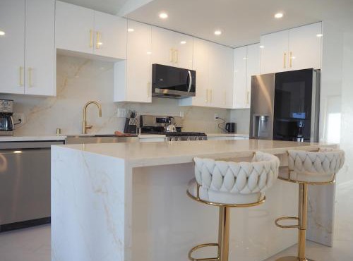 Luxury 3BR, 2BA Newly Renovated with Huge Backyard