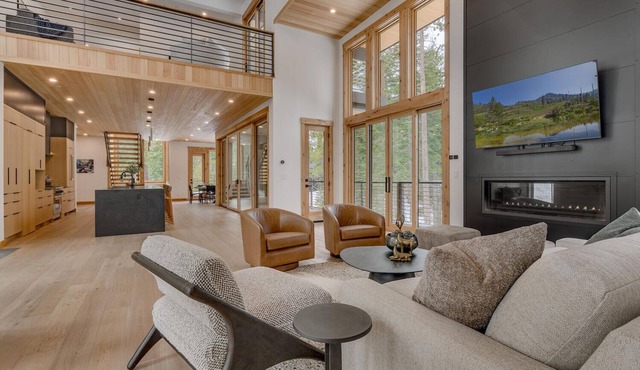 Luxury Creekside Retreat Near Palisades Tahoe - Spirit TLUXP