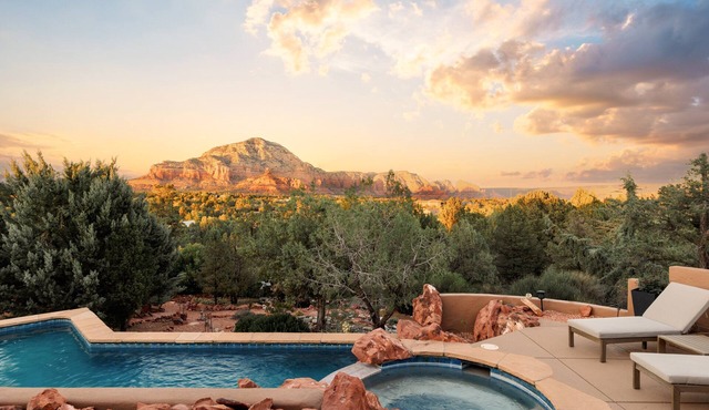 Luxury Duo | 2 Homes, 12BR, 8BA Sleeps 29 | Pool, Spa, Game Rooms & Red Rock Views!