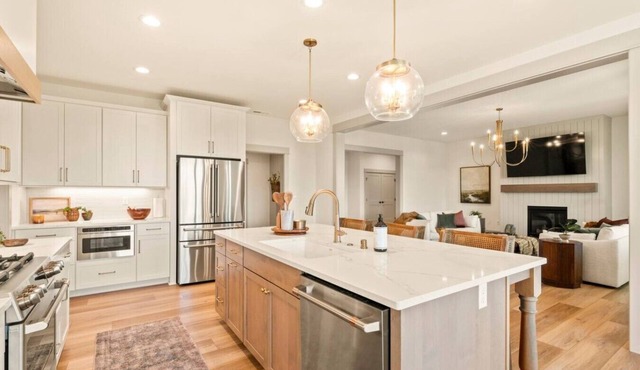 Luxury Family Retreat in Pasco | Sleeps 11