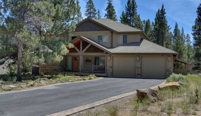 Luxury Home - July 11-20 is now available for 50% OFF 4 or more nights!