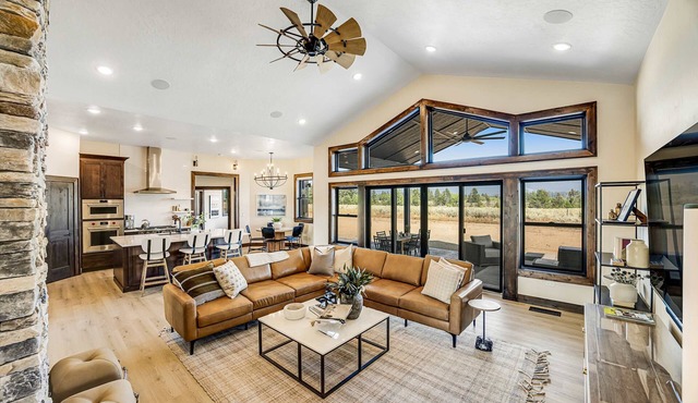 Luxury McCall Retreat | Hot Tub & Game Room