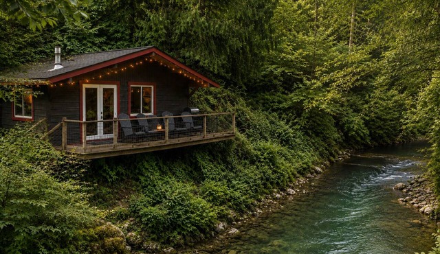 Magical Retreat Over Morse Creek with Hot Tub
