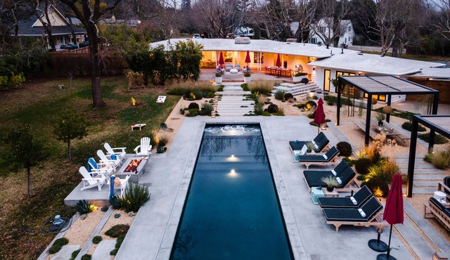 Marquee By AvantStay | Modern Stylish Estate w/Pool & Entertainers Courtyard