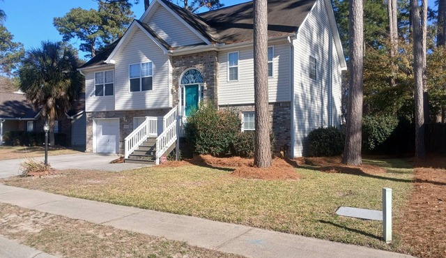 Marvelous split level 4-bedroom house in Summerville