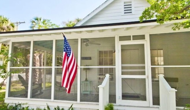 Mess Hall. All Pets. North Beach. Screen porch