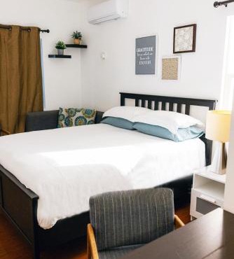Mira Mesa Private Suite with Private Bath & Entry #1