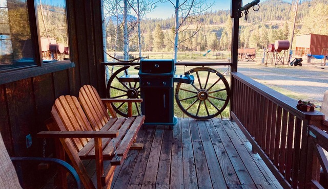 Modern private cabin at Boulder Creek Ranch