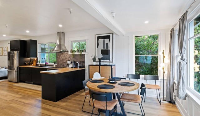 Modern Retreat in the Heart of Downtown Mill Valley