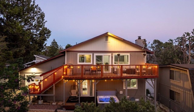 Moonlight Ridge| Spa, Gated, EV Charge, Game Room!