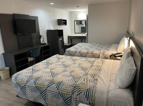 Motel 6-San Diego, CA - Southbay