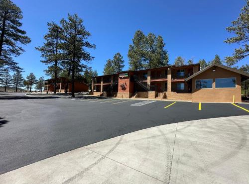 Motel In The Pines