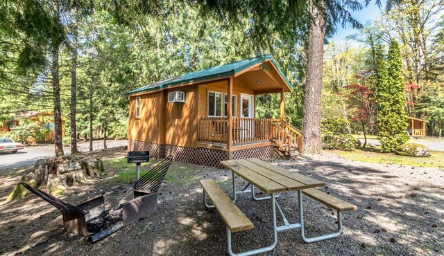 Mount Hood Village
