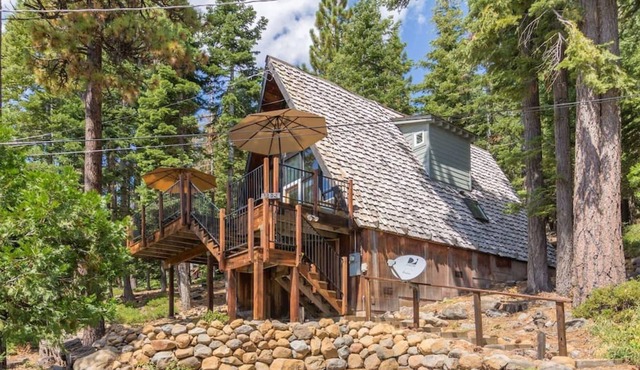 Mountaineer by AvantStay | W/ Great View & Access To Lake Tahoe Park Association
