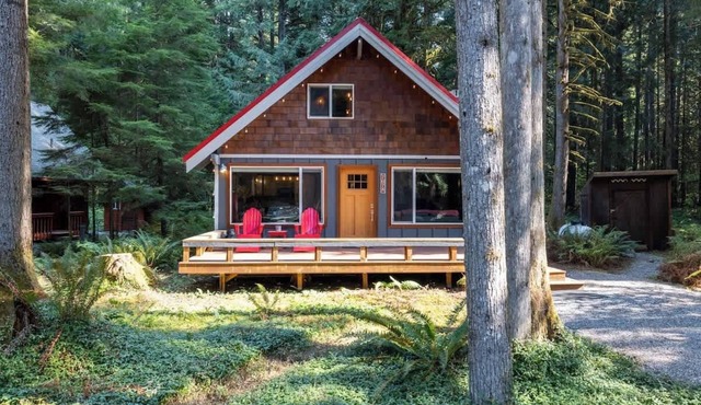 Mt Bakers Romantic Couples Cabin