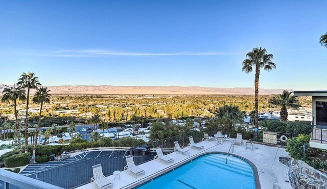 Mtn-View Balcony + Pool Access: Palm Springs Gem