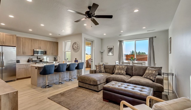 New 3 BR Townhome w/Private Patio/Views/Heated Pool/EV Friendly