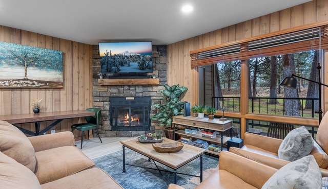 New Listing! Pineview Getaway | Mt. Bachelor Village Condo Near River Trail