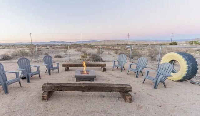 NEW! Young Cactus Villa @ Joshua Tree - Pool, Hot Tub, Fire Pit & Outdoor Shower