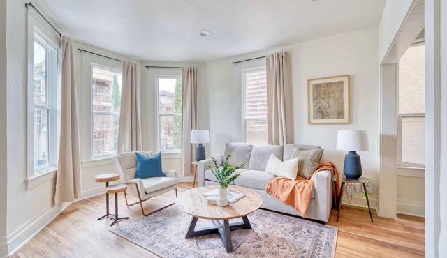 Nob Hill 2BR Sleeps 6 Steps to NW 23rd