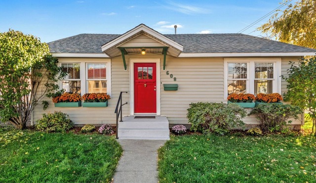 Noble - Charming 1930s 3-bedroom house with WiFi and AC in Prineville