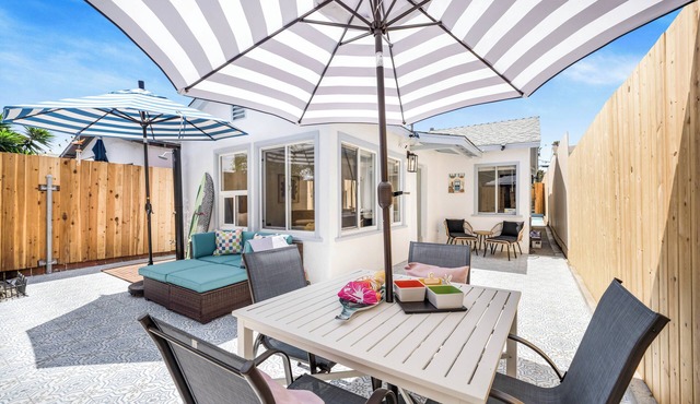 OB Surf House 1 Block to Beach/Shops/Bars- 7 Beds