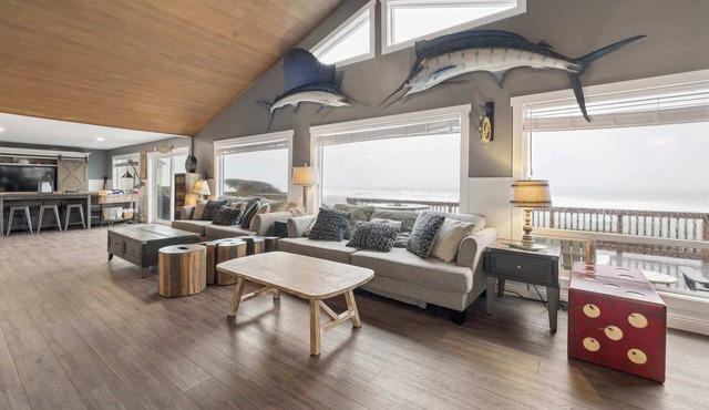Oceanfront dog friendly house with deck private hot tub and stunning views