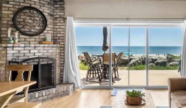 Oceanfront Getaway - Breathtaking Views!