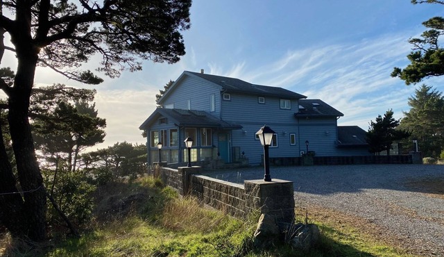 Oceanfront retreat: beachfront with views from almost every room!
