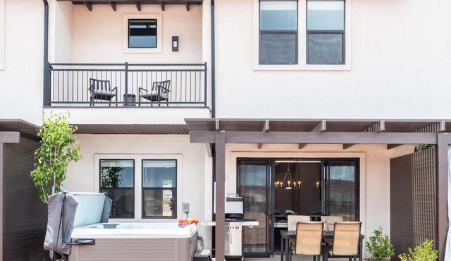 Ocotillo Springs 2 Includes a Private Hot Tub