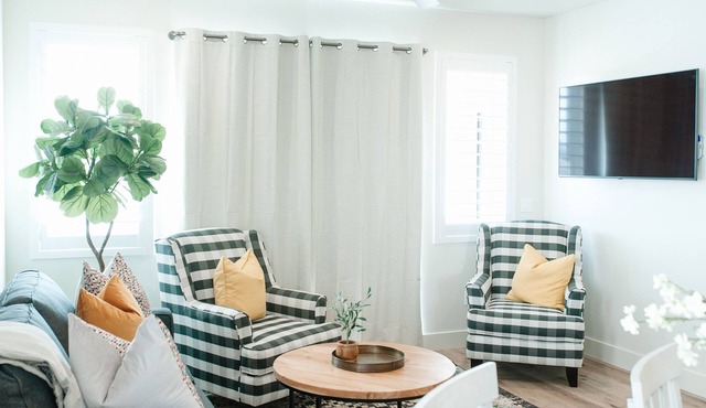 ºoº The Happiest Place ºoº Disney themed townhome with EV charger