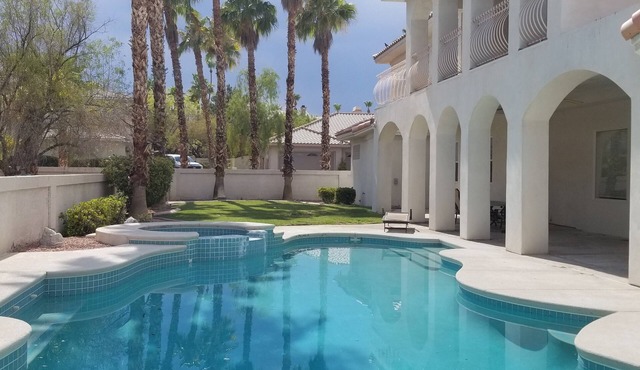 Palatial Home close to Summerlin and the Strip!