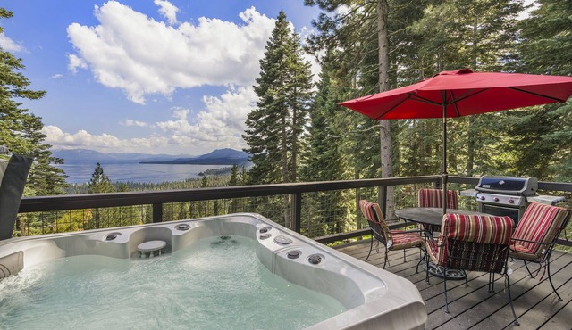 Peaceful getaway home with hot tub and panoramic lake views!
