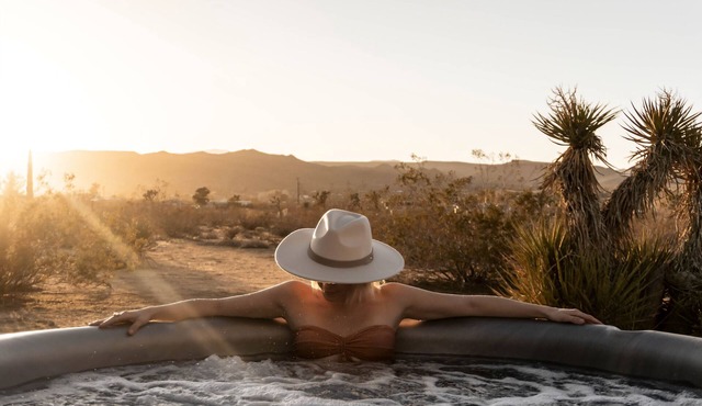 Peaceful Getaway in Joshua Tree | Remote, Hot Tub + Fire Pit