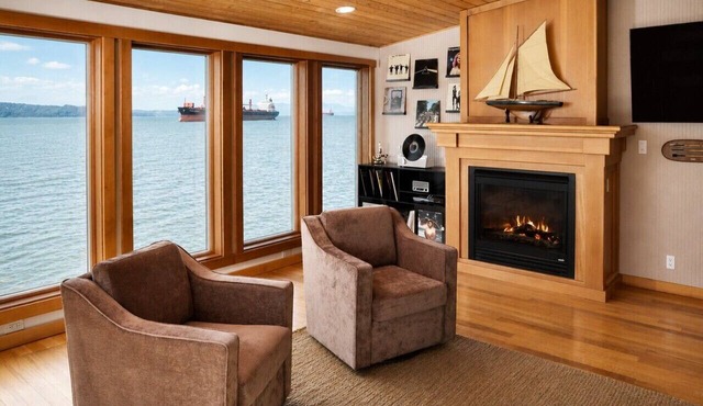 Pier 39 Penthouse w/Panoramic River Views