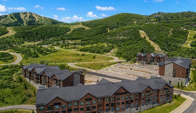 Pioche Village Park City