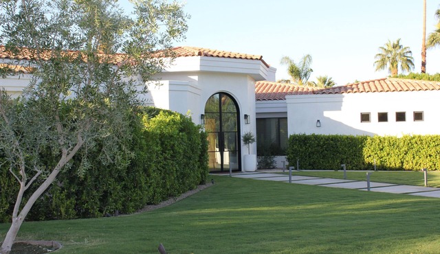Prime Palm Desert Tennis Estate in Guard Gated Community