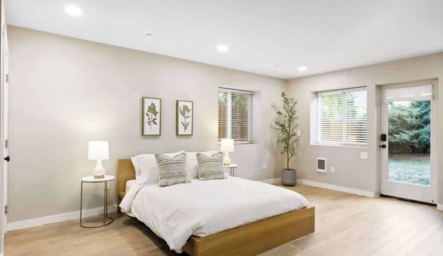 Private Guest Suite Near Downtown Camas